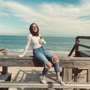 Meet your Posher, Carmen